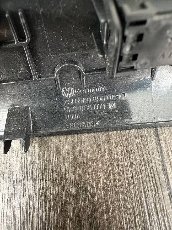 5K0858071M Blende Klimabedienteil VW Golf VI 6