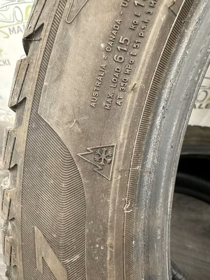 225 45 R17 winter tires 2 pieces Pirelli 5mm 3419 used