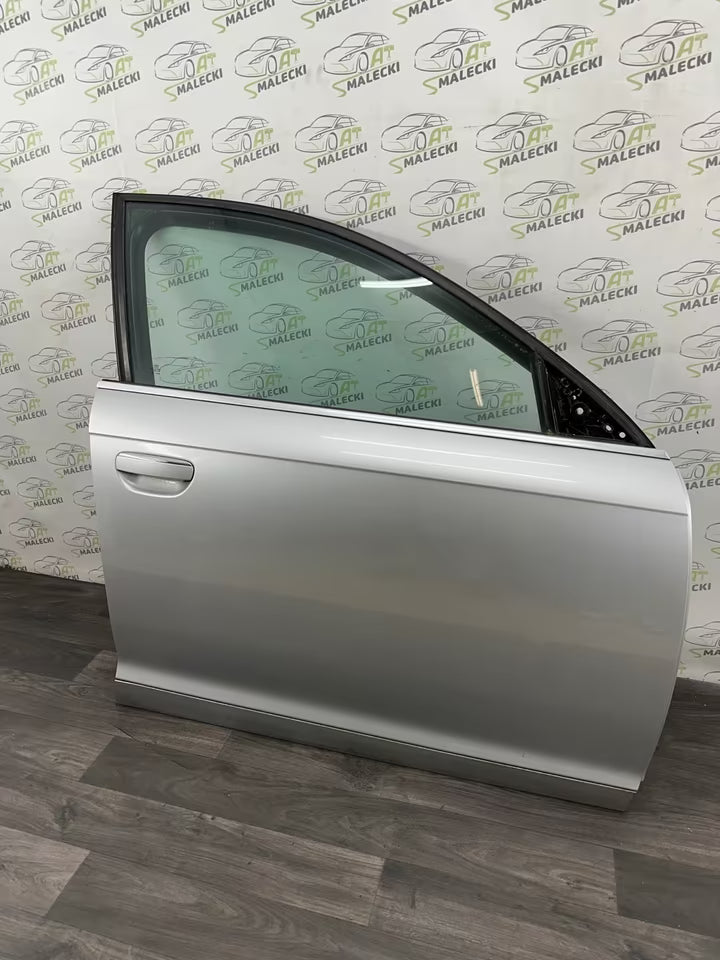 Türe Tür Vorne Rechts Audi A6 4F C6 Modell LY7W Silber metallic
