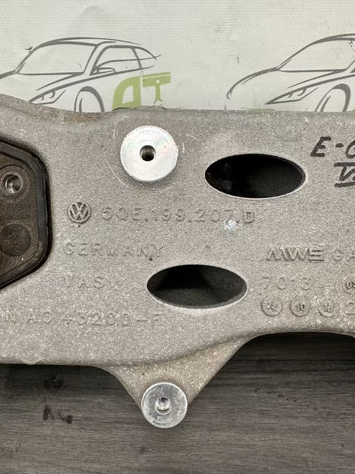 5QE199207D Elektromotorhalterung Halter Vw E-Golf VII 7 5G