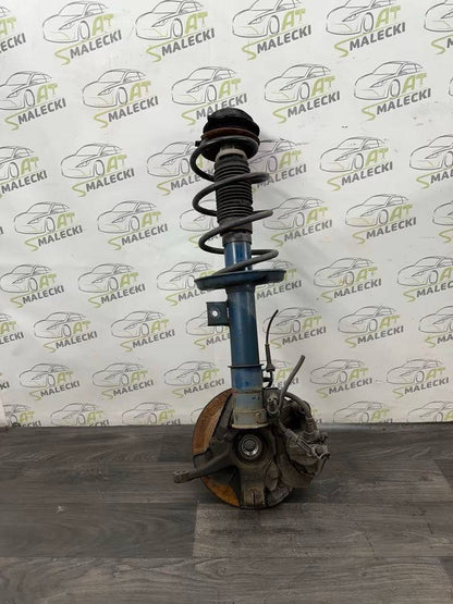 Achsschenkel Radnabe Federbein Links Ford KA Ru8 Modell 08-16 Bj