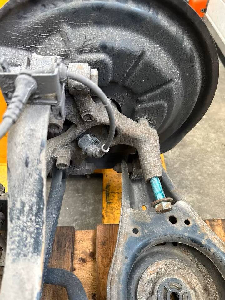 Hinterachse Achse Hinten Audi A3 8P Modell 4-Tür 1K0505315BF