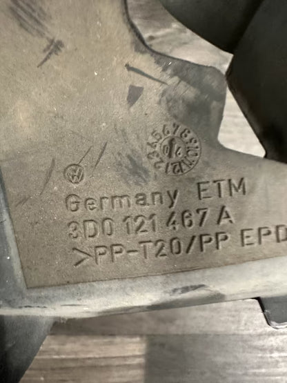 3D0121467A Ladeluftkühler Luftführung Vorne Links VW Phaeton 3D