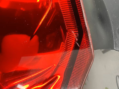 21730202 Rücklicht Heckleuchte Rechts Ford KA Ru8