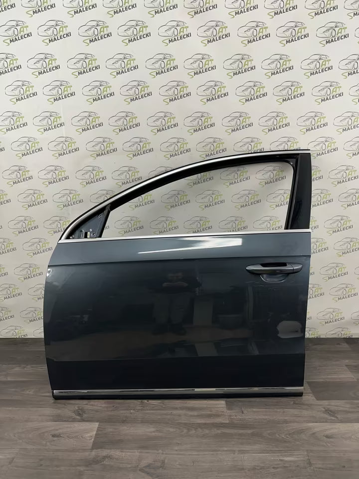 Türe Tür Vorne Links Vw Passat 3AA B7 10-14 Bj Farbe LK7X