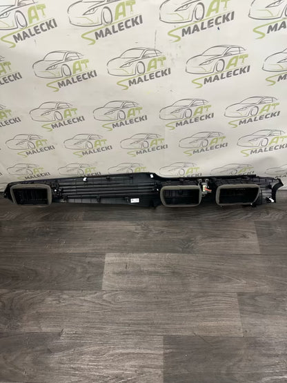 84795-Q0000 Armaturenbrett Mittelleiste Für Hyundai Bayon