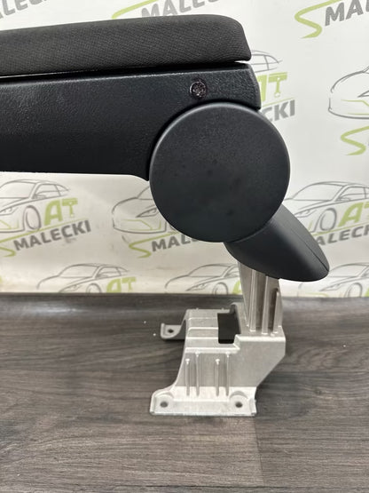 Mittelarmlehne Armlehne Seat Ibiza 6J Modell Stoff Gebraucht