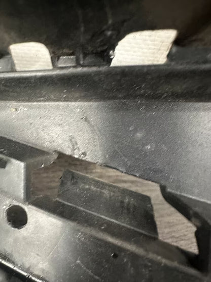 8W0807683F Stoßstangen Gitter Vorne für Audi A4 B9