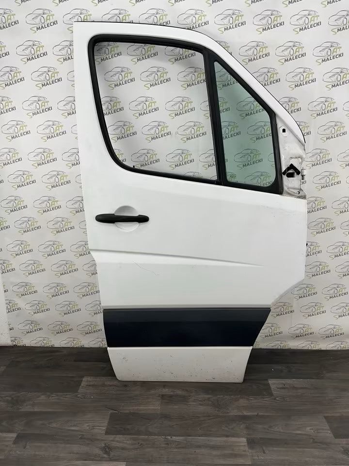 Door Front Right Mercedes Sprinter W906 Model 2013Bj