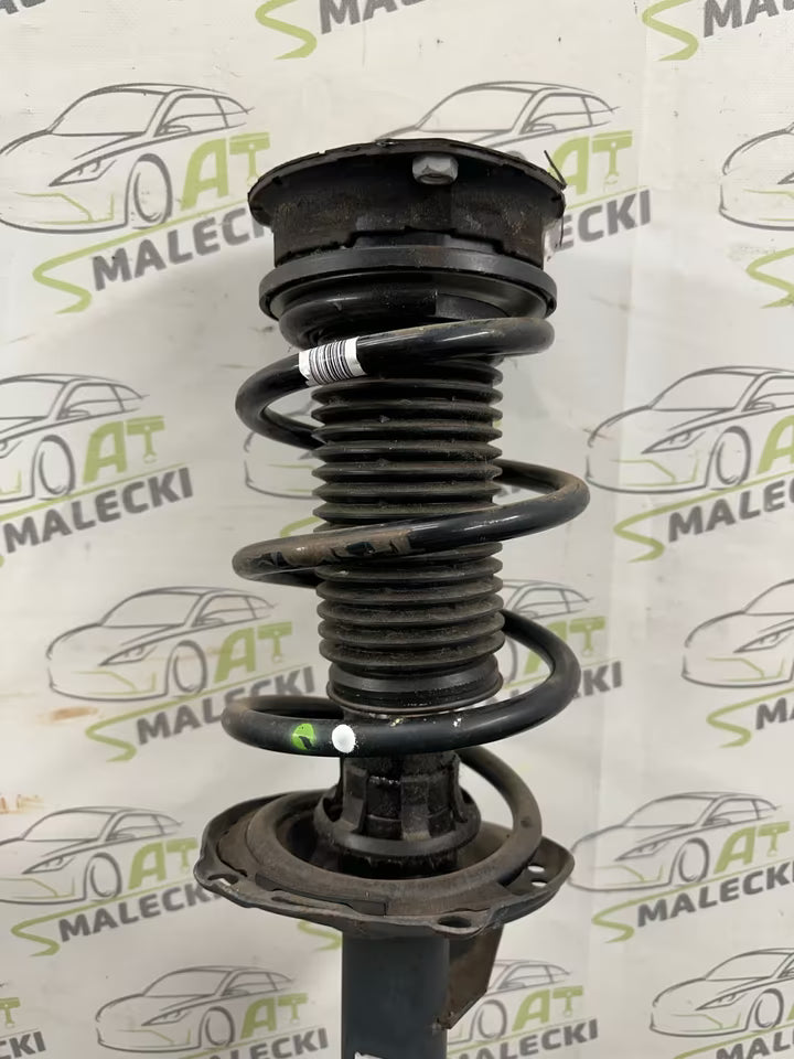 Achsschenkel Radnabe Federbein Links Vw Golf VII 7 5G Modell 5Q0