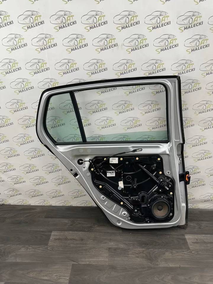 Türe Tür Hinten Links Vw Golf VI 6 5K Modell Farbe LA7W Silber