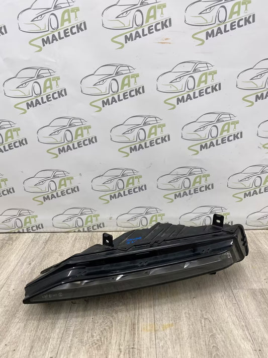 3V0 941 699 B Scheinwerfer Nebel LED Skoda Superb 3V Modell