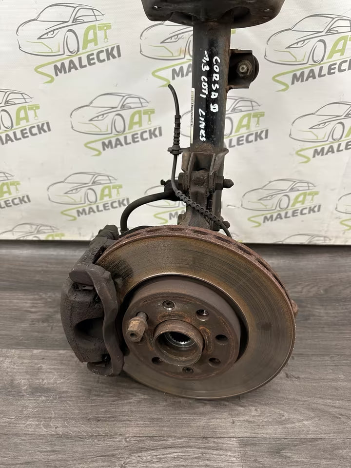 Achsschenkel Radnabe Federbein Links Opel Corsa D 1,3 CDTI 55703