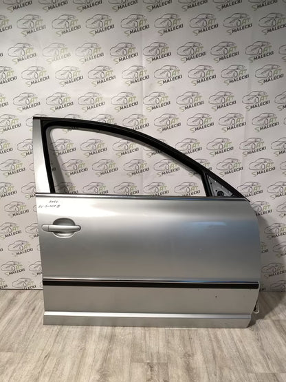 Türe Tür Vorne Rechts Skoda SuperB Modelle 3U Farbe 9156 Silber