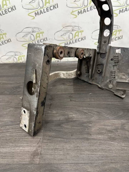 4D0821138AE Kotflügel Halter Halterung Rechts Audi A8 D2 4D Model