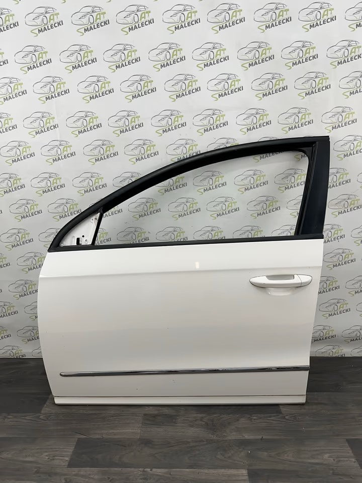 Door front left Vw Passat 3C B6 05-10Bj color LB9A white