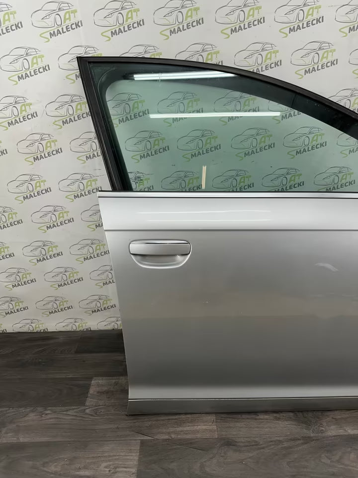 Türe Tür Vorne Rechts Audi A6 4F C6 Modell LY7W Silber metallic