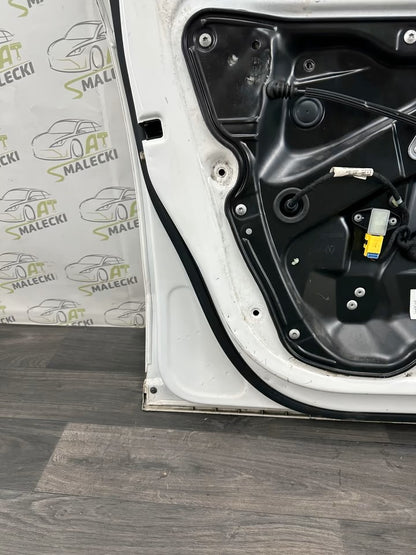 Door front left Vw Passat 3C B6 05-10Bj color LB9A white