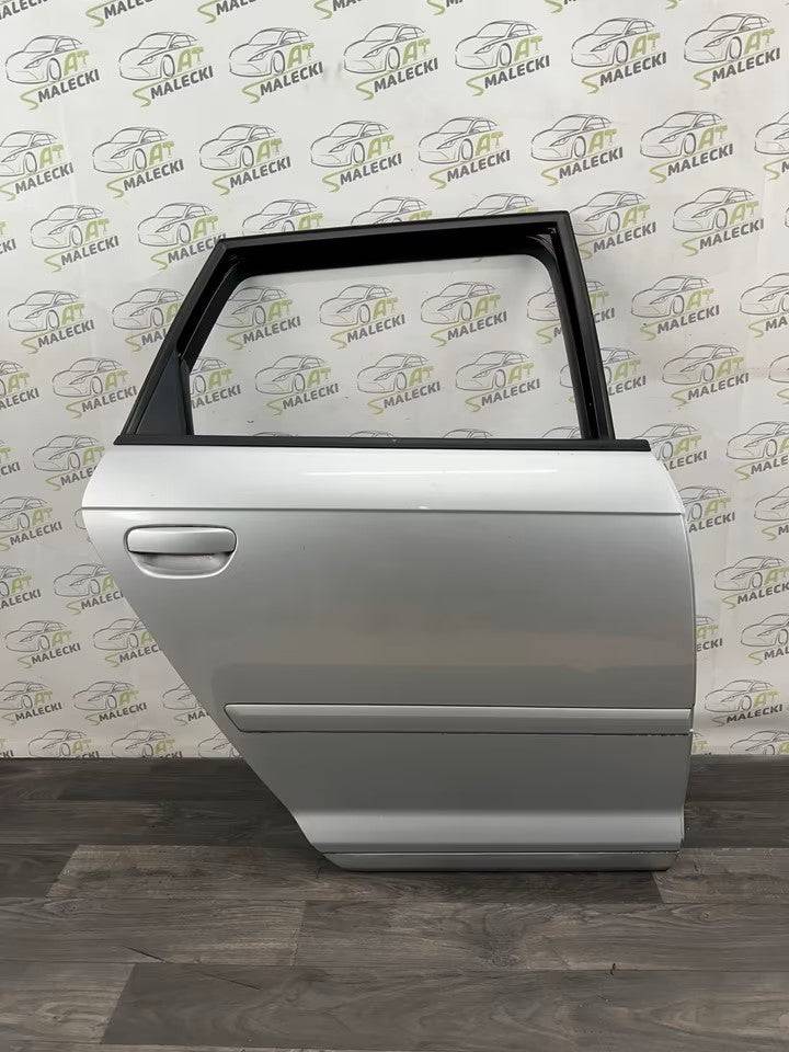Türe Tür Hinten Rechts Audi A3 8P Modell LY7W Silber 04-12Bj