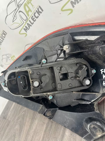 21730202 Rücklicht Heckleuchte Rechts Ford KA Ru8