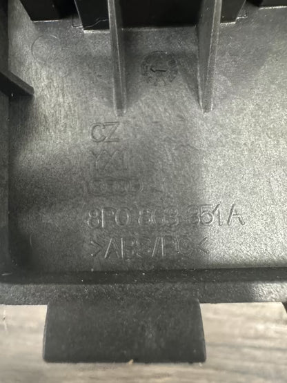 8P0863351A Verkleidung Abdeckung Sitzheizungsschalter Audi A3 8P