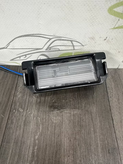 92501-Q0000 Kennzeichen Beleuchtung Hyundai Bayon