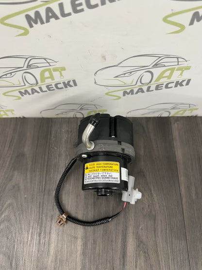 PSA Peugeot Citroen Mitsubishi Unterdruckpumpe 166957880 4641A068