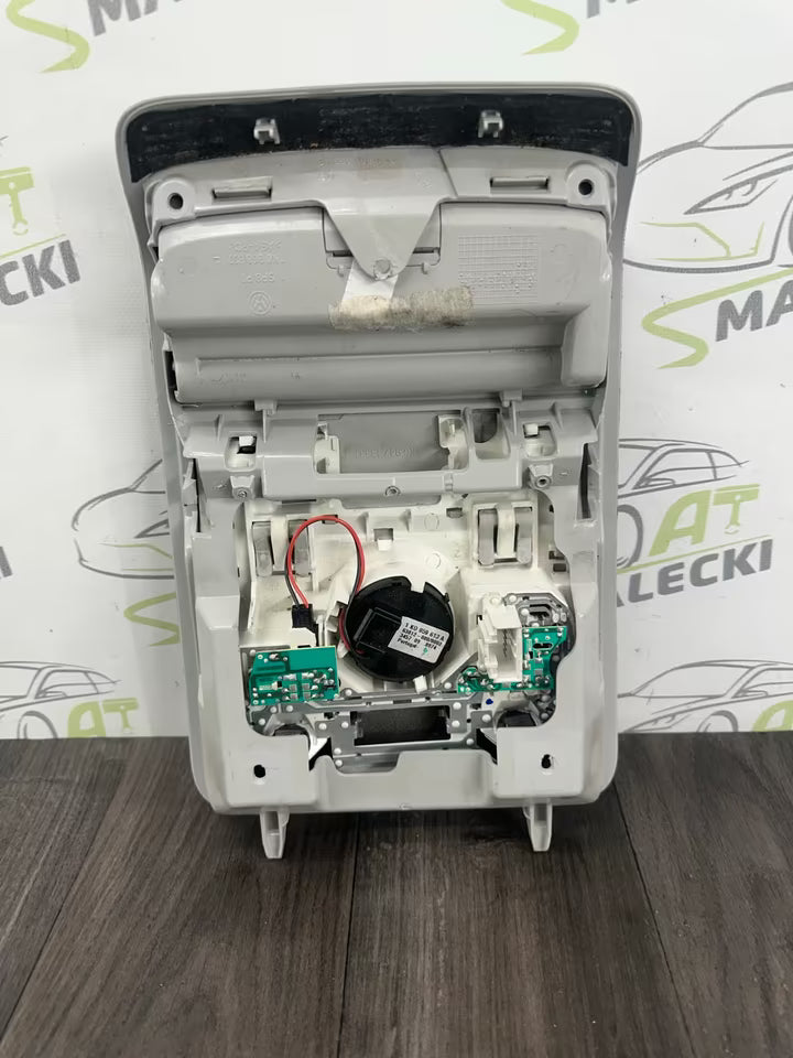 1K0868837E Leseleuchte Innenleuchte Vw Golf V Modell