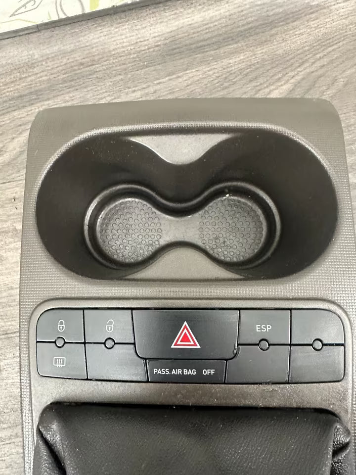 6J0711113AD Schaltknauf Mittekonsolenblende Seat Ibiza 6J0858331