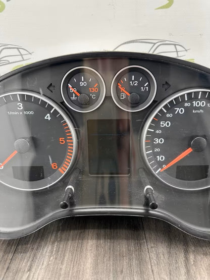 8P0920931 Tacho Kombiinstrument Audi A3 8P 2,0 Tdi 2007Bj