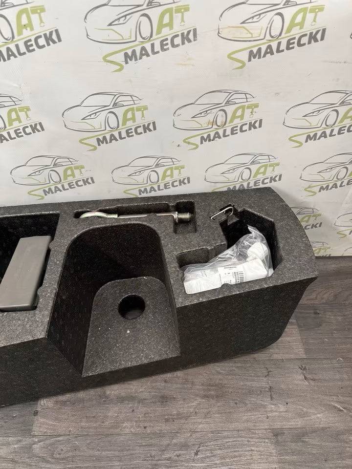 6J0863470 Pannenset Werkzeugkasten Seat Ibiza 6J Modelle