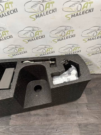 6J0863470 Pannenset Werkzeugkasten Seat Ibiza 6J Modelle