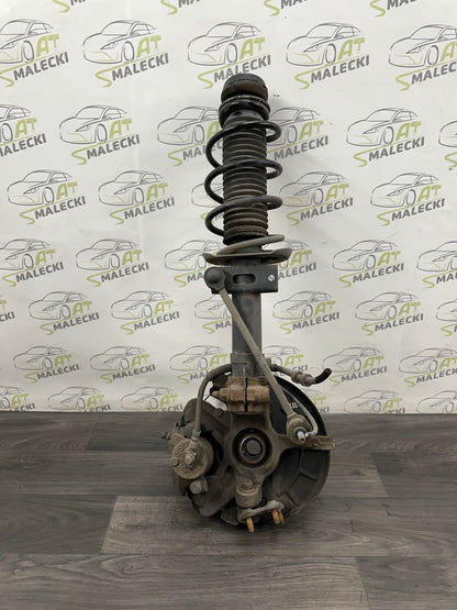 Steering knuckle strut wheel hub right VW Polo 6R model 1.2 CGP