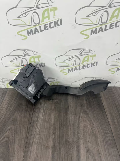 13305804 Gaspedal Opel Corsa E