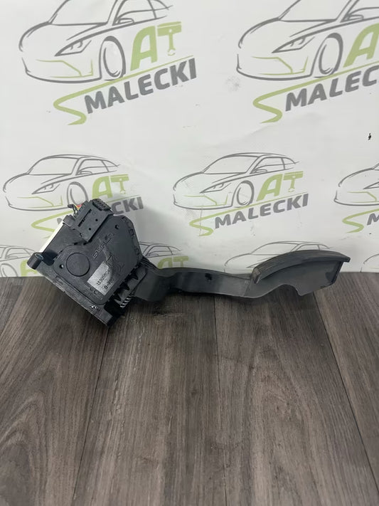 13305804 Gaspedal Opel Corsa E
