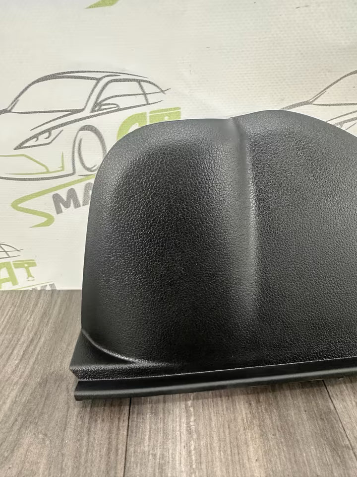 X84781-Q0000 Armaturenbrett Verkleidung Links Hyundai Bayon