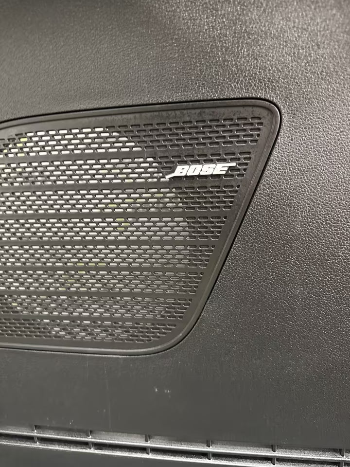 85731-Q0700 Kofferraum Verkleidung Links Hyundai Bayon 2023 Bj