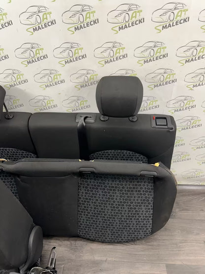 Sitze Innenausstattung Opel Corsa E Modell 4-Tür Stoff 112000km