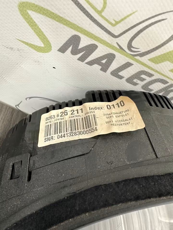 8E0920931P Tacho Kombiinstrument Audi A4 B7 8E 8H Diesel 1,9 2,0
