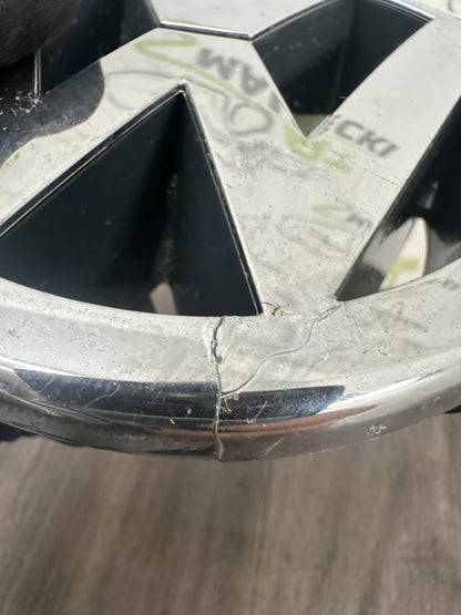 1T0853601 VW Logo Emblem Kühlergrill VW Golf