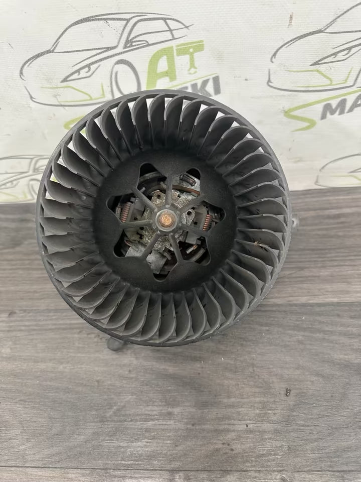 3C1820015L Heizgebläsemotor für VW AUDI SEAT SKODA 3C0820015L