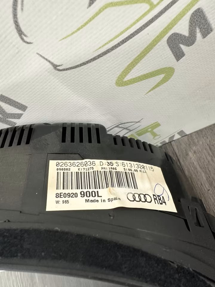 8E0920900L Tacho Kombiinstrument Audi A4 B6 8E 8H 2,0 Benzin