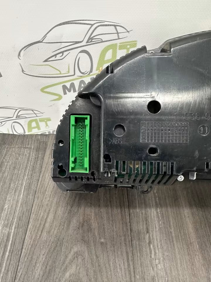 8E0920901H Tacho Kombiinstrument Audi A4 B7 8E 1,9 Tdi 2004 bj