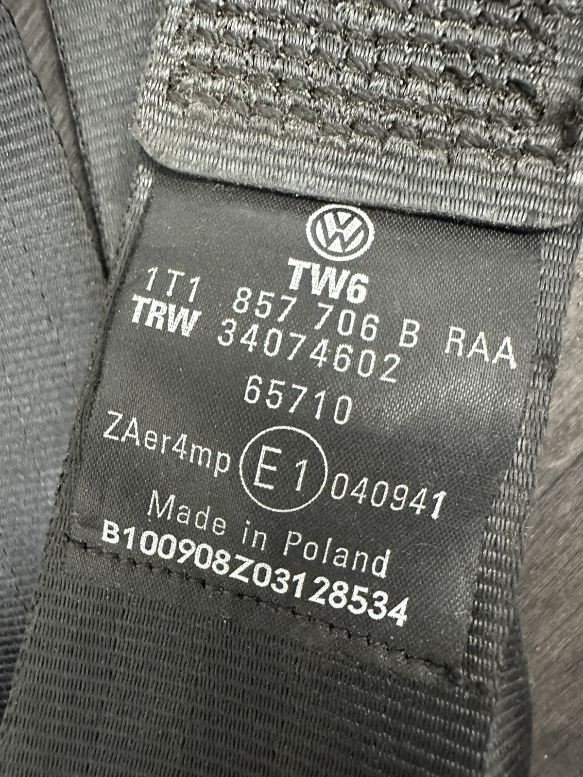 6305693