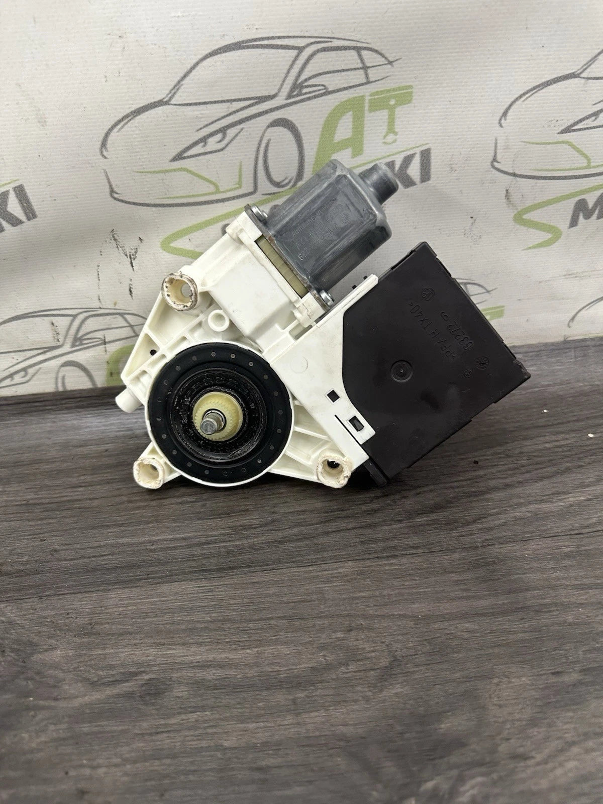 1K3837401T Fensterhebermotor Vorne Links VW Golf V 1K3 837 401 T