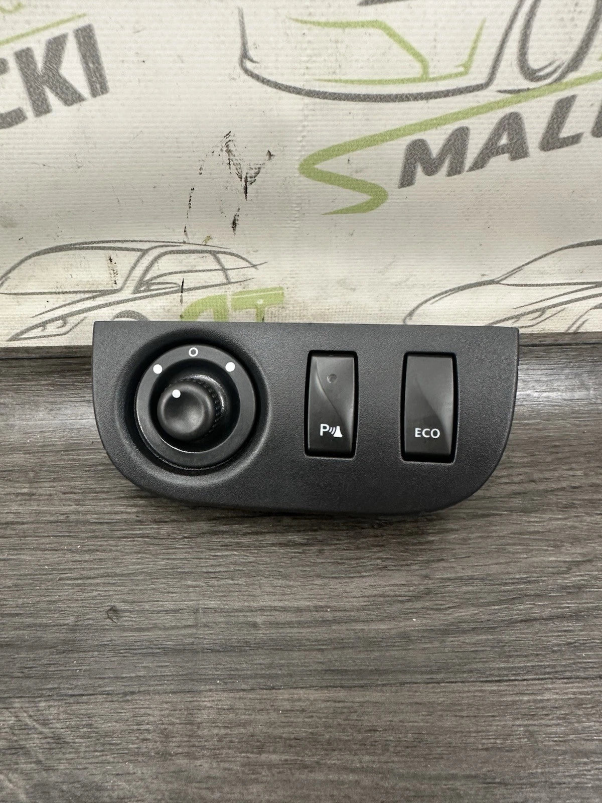 684937535R Spiegeleinstellung Schalter Bedieneinheit Dacia Sandero II