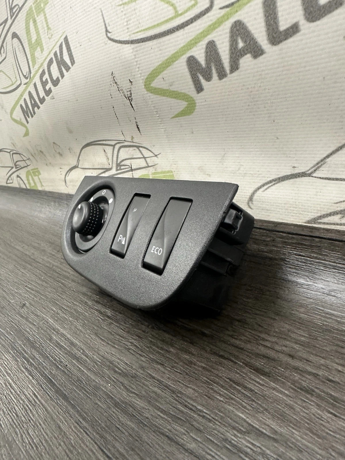 684937535R Spiegeleinstellung Schalter Bedieneinheit Dacia Sandero II