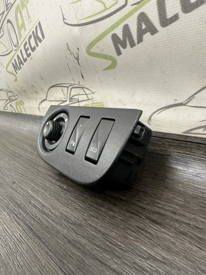 684937535R Spiegeleinstellung Schalter Bedieneinheit Dacia Sandero II