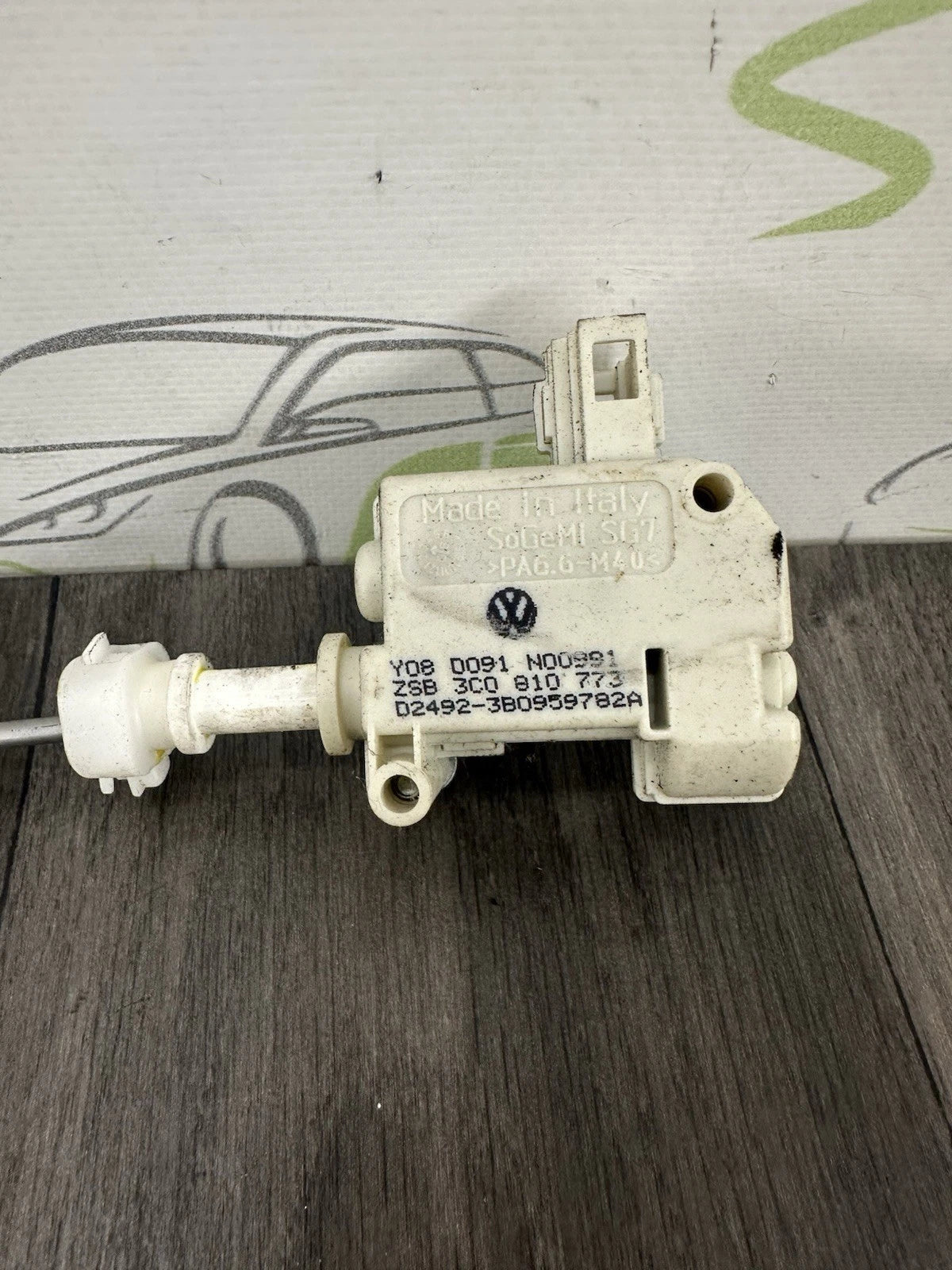 3C0810773 Stellelement Tank Original VW Passat 3C