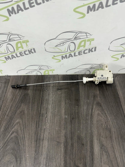 3C0810773 Stellelement Tank Original VW Passat 3C